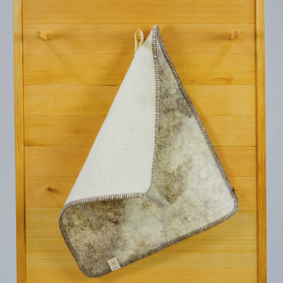 Plush Sauna Mat: Granite